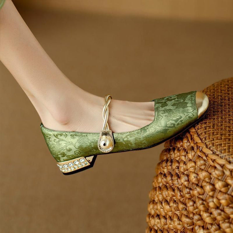 Novara™ | Naila Pumps