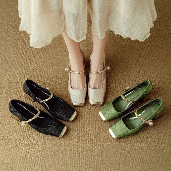 Novara™ | Naila Pumps