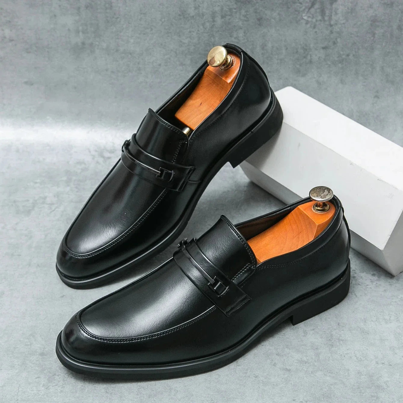 Novara™ | Lusco Loafers
