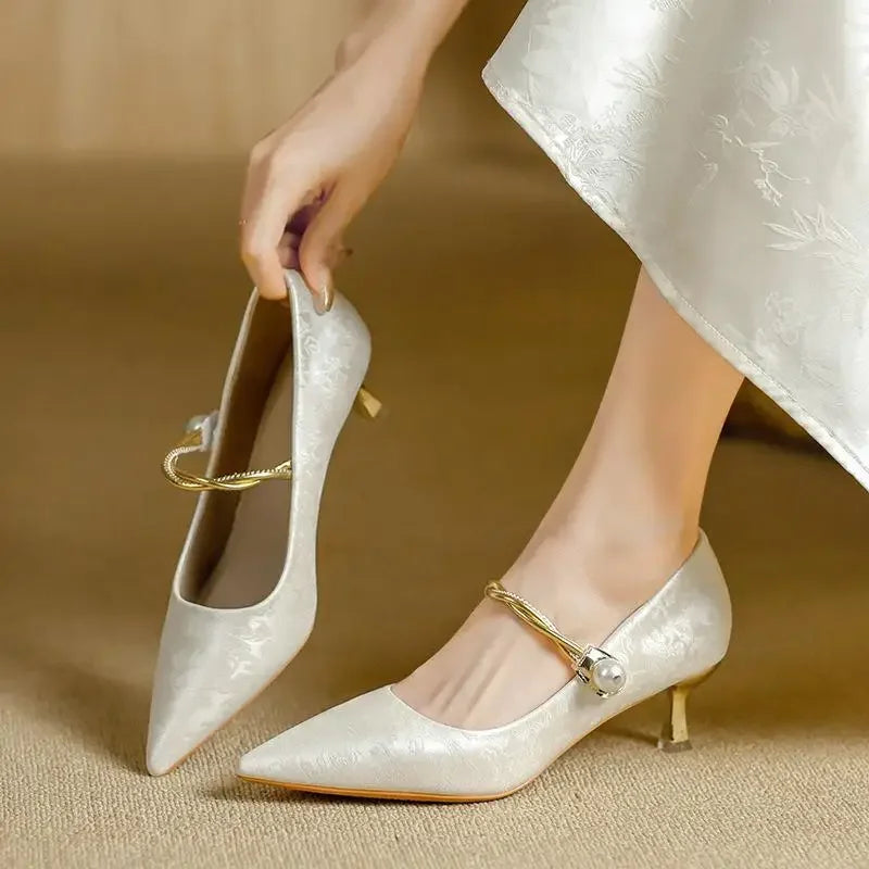 Novara™ | Monroe Kitten Heels