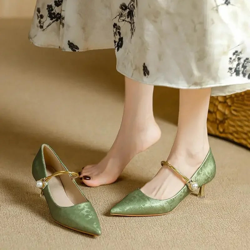 Novara™ | Monroe Kitten Heels