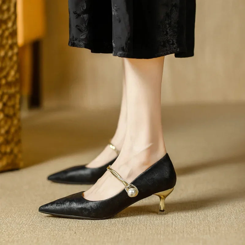 Novara™ | Monroe Kitten Heels