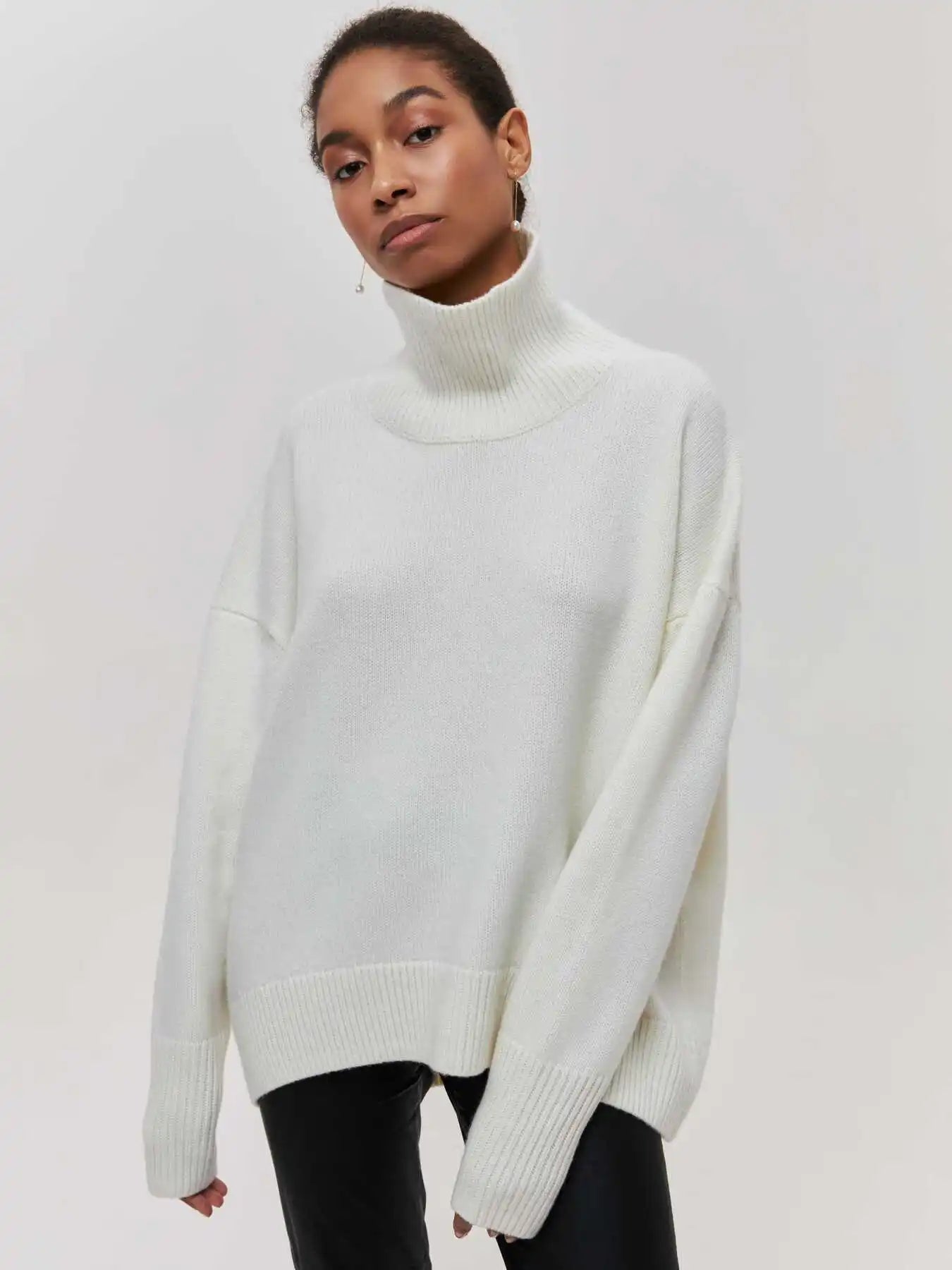 Novara™ | Elegant Turtleneck Sweater