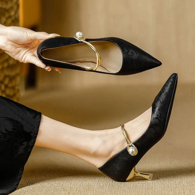 Novara™ | Monroe Kitten Heels