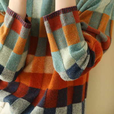 Novara™ | Retro-Inspired Plaid Sweater